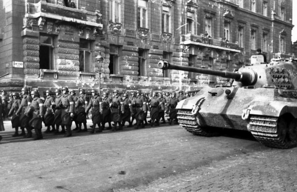 Farkasházy: Ungváry kitűnő történész, de „elborult az agya”