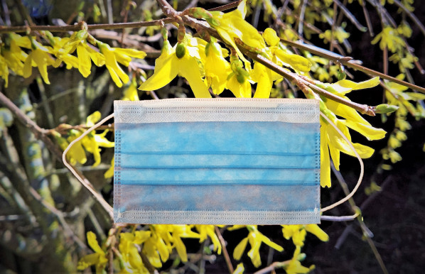 Újra kötelező maszkot hordani a Debreceni Egyetemen