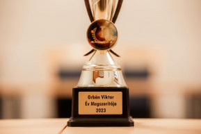 Orbán megkapta az Év Megszorítója díjat