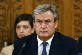 Kapitány: Felülvizsgáljuk Paks II-t