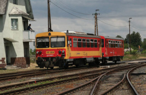 Áll a vasút, vár a MÁV! - Kárpáti Iván jegyzete