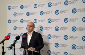 A Nézőpont elfogultsággal vádolja a Transparency-t