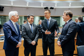 Szijjártó Péter szerint világszerte köztudott a magyar felsőoktatás színvonalának javulása