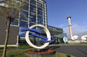 Százmilliókat költ taxira az MTVA