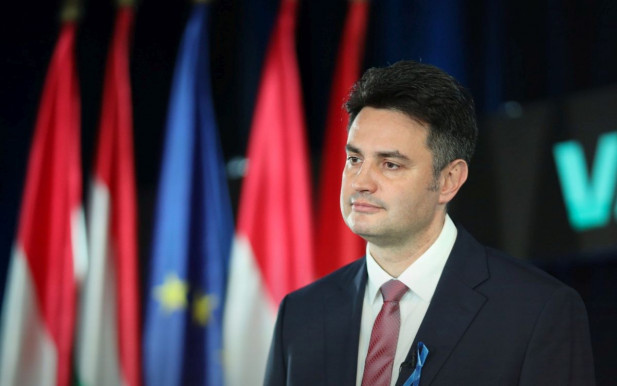 Márki-Zay szerint Gyurcsány számításból kampányolt az erdélyi magyarok állampolgársága ellen, de Orbán is számításból támogatja őket