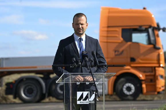 Megvan Vitézy utóda Lázár minisztériumában