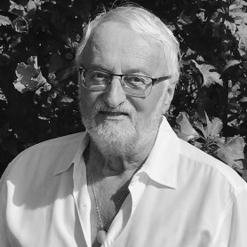 Meghalt Nemere István