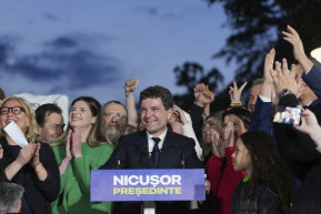 ''Most elsuhant a golyó a fejünk mellett''