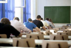 Magyarországon van a legtöbb nyelvvizsga, de mi beszélünk a legrosszabbul nyelveket