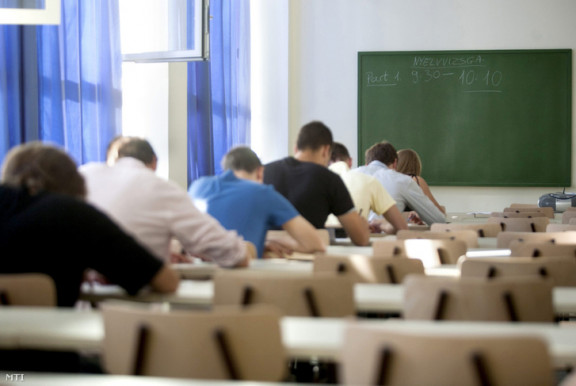 Továbbtanulás csak nyelvvizsgával