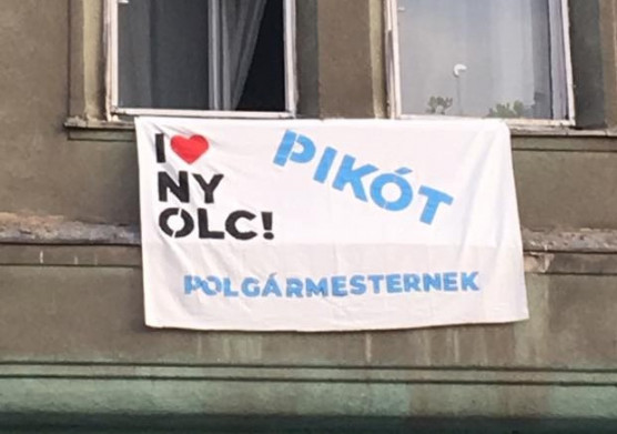 Csalással vádolja Pikóékat a kormánymédia, reagált a kampányfőnök