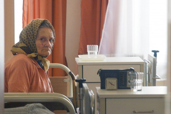 Ahol idősnek nem jó lenni, ott fiatalnak sem