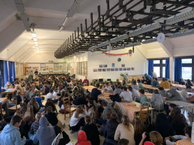 Hosszabb távú tanársztrájkra készülnek több budapesti iskolában