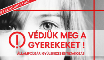 Novák Katalin lemondásáért tüntetnek Budapesten