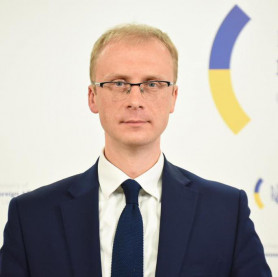 Ukrán külügy: Már kezdtünk aggódni, Orbán túl régóta nem beszélt a fegyverszállítások leállításáról