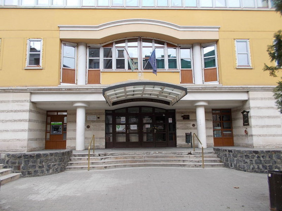 Onkológiai intézet: értelmetlen a várakozás