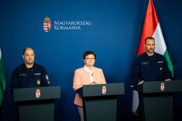 Volt igazságügyi miniszter: A veszélyhelyzet Orbán játszóterévé válik