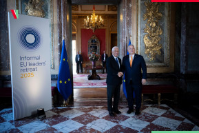 Mindenki egyetértett, hogy még több pénz kell