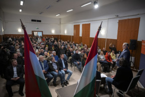 Ha veszítünk, mindent veszítünk - jön a világvége Orbán szerint, ha nem ők nyernek