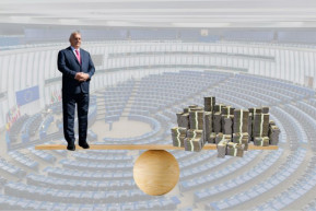 Bár ő is csak a tökét vakarná – Selmeci János jegyzete