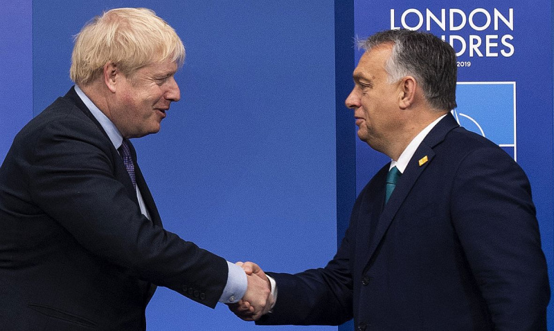 Orbán Viktor a londoni NATO-csúcson