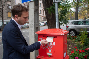 Ingyen adna bérbe két helyiséget a II. kerület, csak ne zárják be a postákat