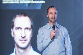 Oszkó Budapestről: Vagy csőd vagy megegyezés lesz