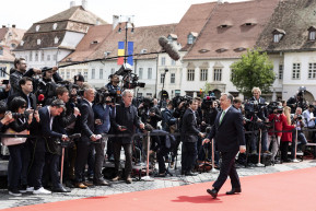 „Webernek meg kell szabadulnia a Fidesztől”