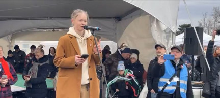 Pankotai Lili megint üzent a hatalomnak: Ti még a Sátánnak is túl férgek vagytok