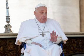 Ferenc pápa megjelent a hívek előtt