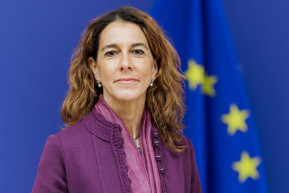 Európai Bizottság: ha már Orbán Moszkvába megy, legalább a békéről tárgyaljon