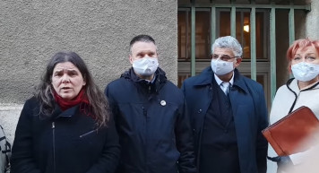 Se a PDSZ-nek, se a PSZ-nek nincs köze pártokhoz