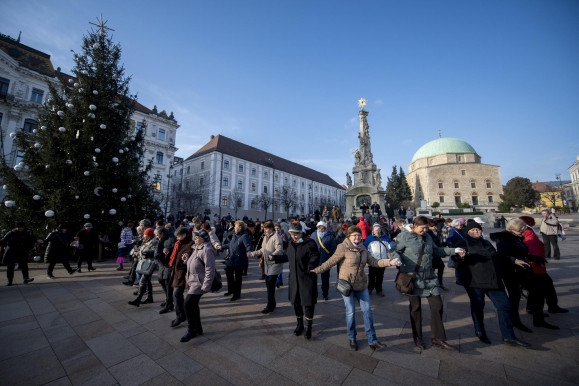 Tűzijáték vagy tűzifa legyen inkább Pécsen?