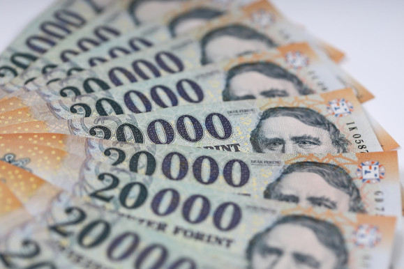 Árulja az állam a nemrég felújított köztársasági elnöki rezidenciát is magában foglaló svábhegyi villaparkot