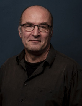 Még mielőtt nagyobb baj lenne – Pikó András jegyzete