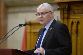 Polt Péter szerint sokkal rosszabbnak érezzük a korrupciós helyzetet az 