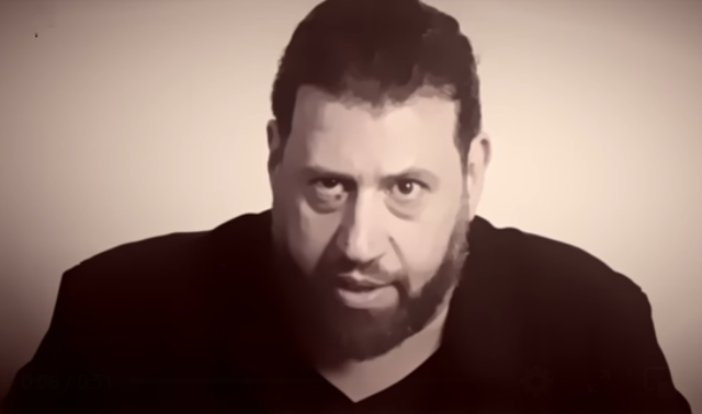 Tüntetést jelentett be a Kossuth térre Puzsér Róbert