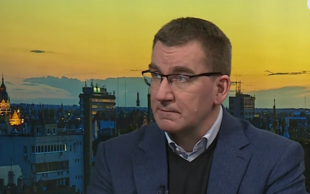 Nem fenyeget ukrán támadás veszélye, a magyar kormány pedig hazudik - írja Rácz András