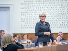 A Momentum tiltakozásul nem szavazta meg a DK-s Ráczné Földi Judit országgyűlési mandátumát