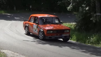 Halálos baleset a Veszprém Rallyn, a versenyt félbeszakították