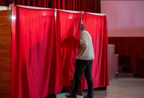 Nem tudják Romániában ki lesz a főnök, ha lejár Johannis mandátuma