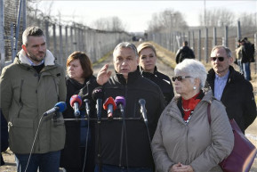 Szijjártó számai nem stimmelnek