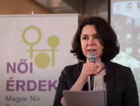 Több nőt a politikába!