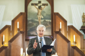 Semjén: Vérlázító botrány, ami a Szőlő utcában történt