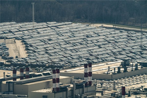 Felcsuti Péter: A földbe áll a gazdaság