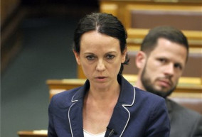 Szabó Tímea: A kormány indoklás nélkül vont el 3,3 milliárd forintot a Csobánka téri rendelőintézet fejlesztésétől