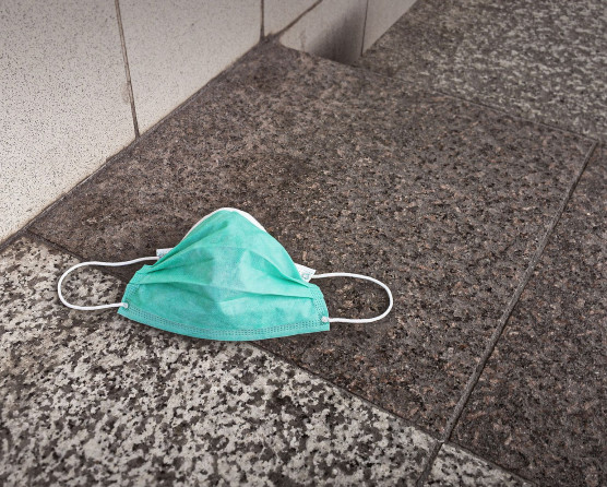 „Csak nehogy tíz fölé menjen a koronavírusosok hivatalos száma! ...”