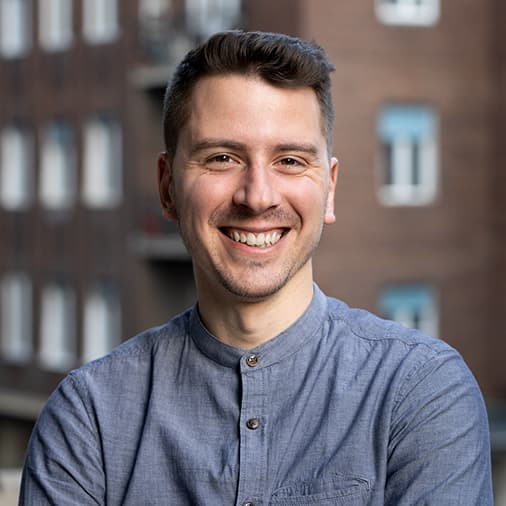 Szekeres: Ha Orbán performansza nem tartozik a gyülekezési törvény alá, akkor a Pride miért?