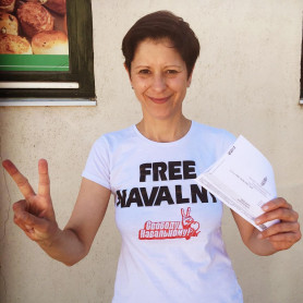 Beidézték Szél Bernadettet a Free Navalnij!-felirat miatt