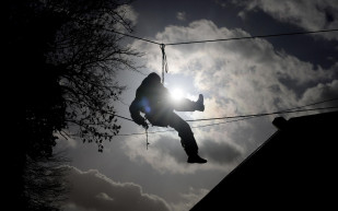 Bányát vett az állam: gyenge minőségű szén juthat az iskolákba